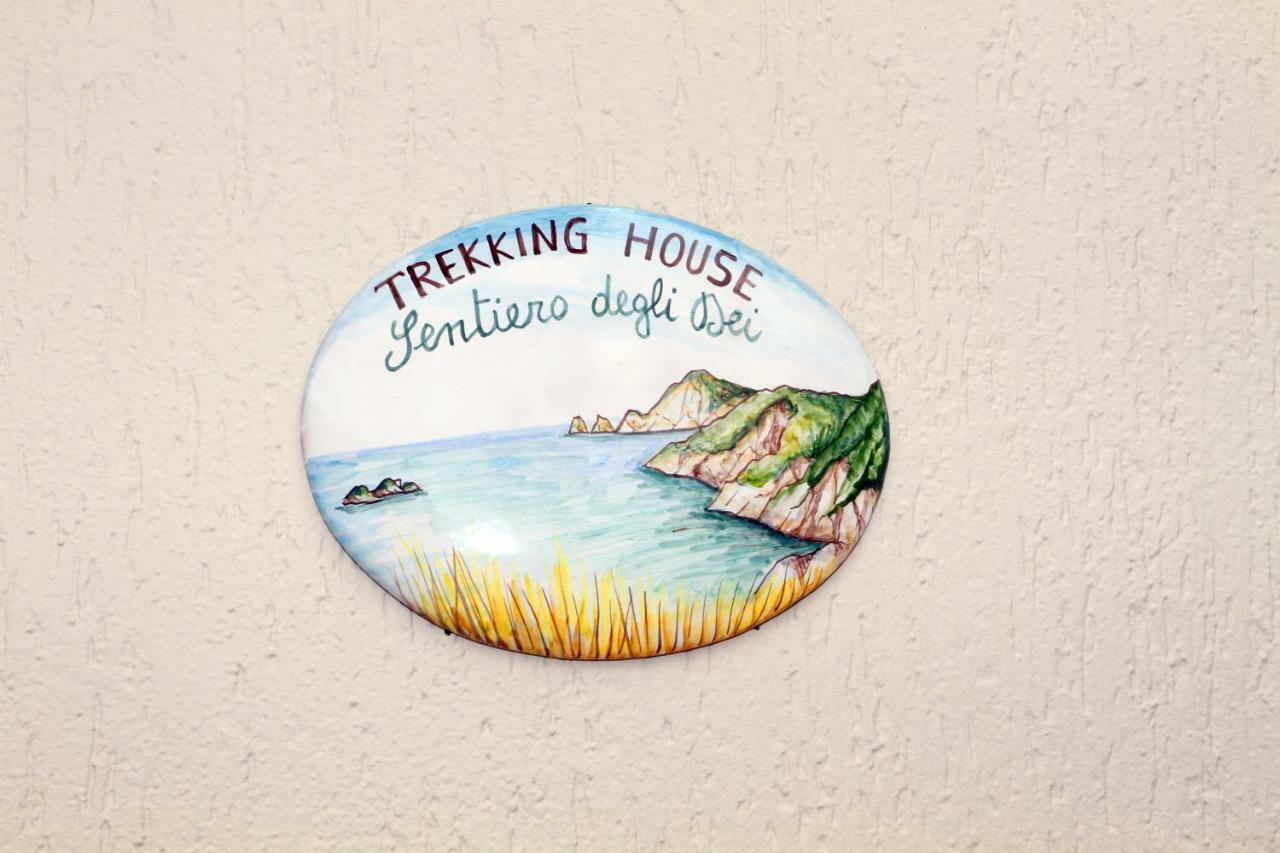 Trekking House Apartment อาเจโรลา ภายนอก รูปภาพ
