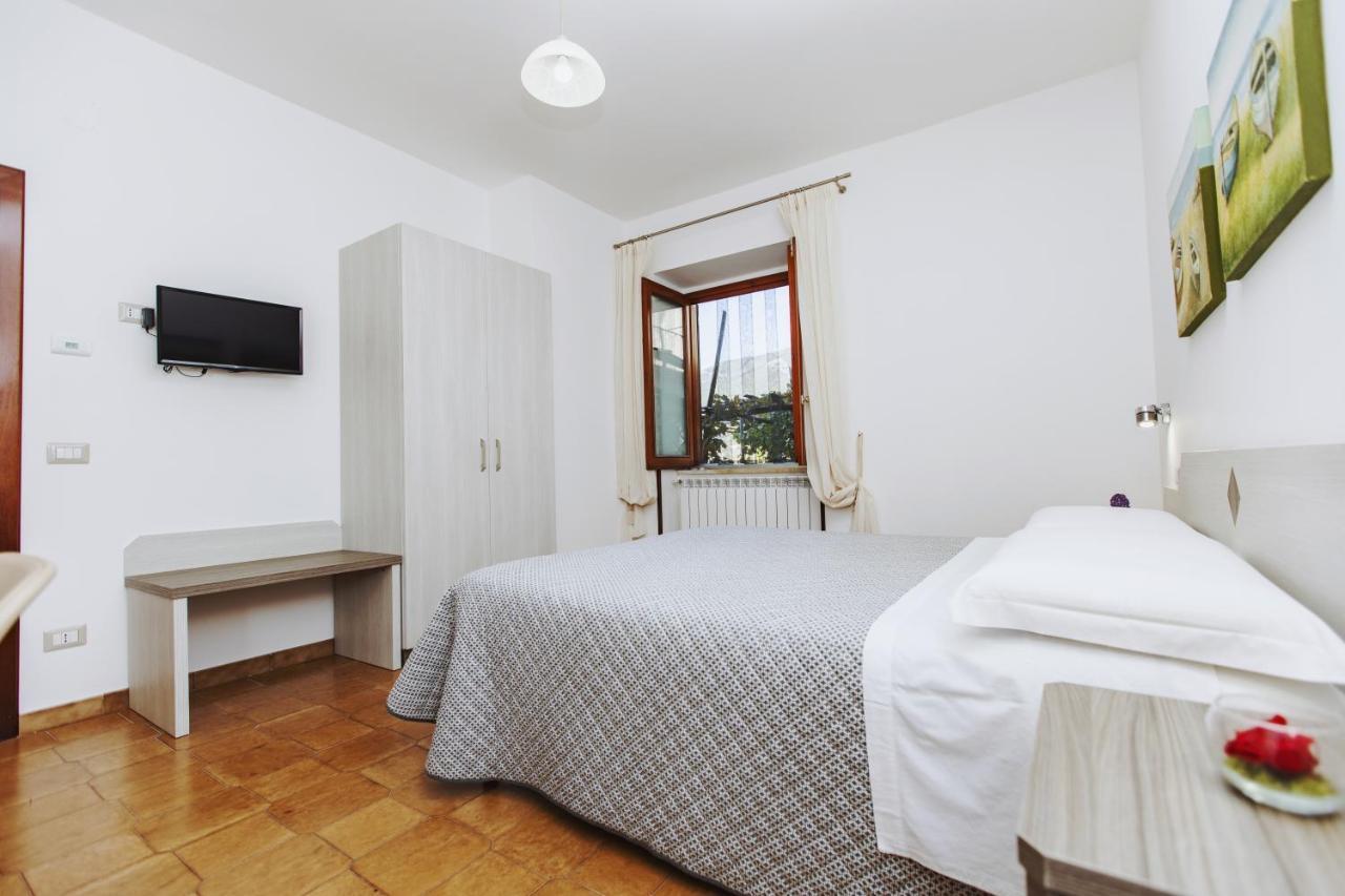 Trekking House Apartment อาเจโรลา ภายนอก รูปภาพ