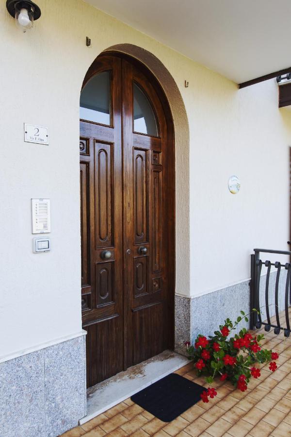 Trekking House Apartment อาเจโรลา ภายนอก รูปภาพ